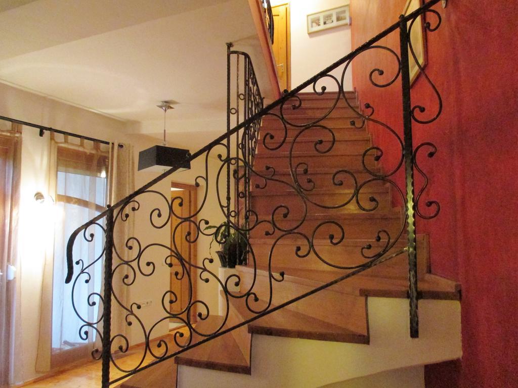 Mediterran Apartman Pécs Buitenkant foto