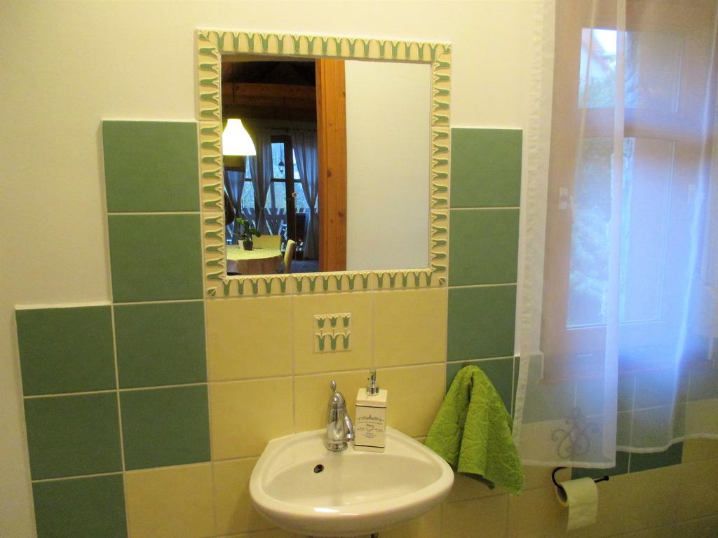 Mediterran Apartman Pécs Buitenkant foto
